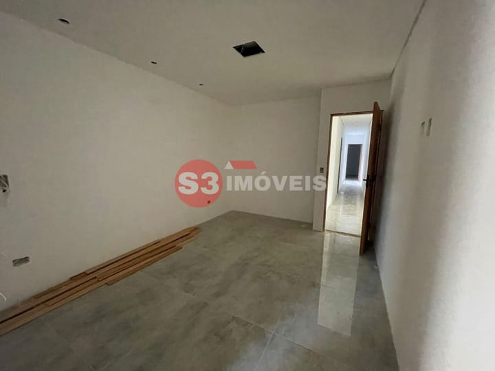 Casa à venda com 3 quartos, 207m² - Foto 8