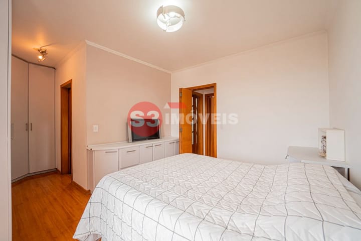 Apartamento à venda com 3 quartos, 139m² - Foto 32