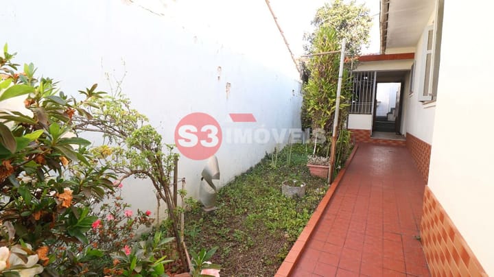 Casa à venda com 3 quartos, 150m² - Foto 27