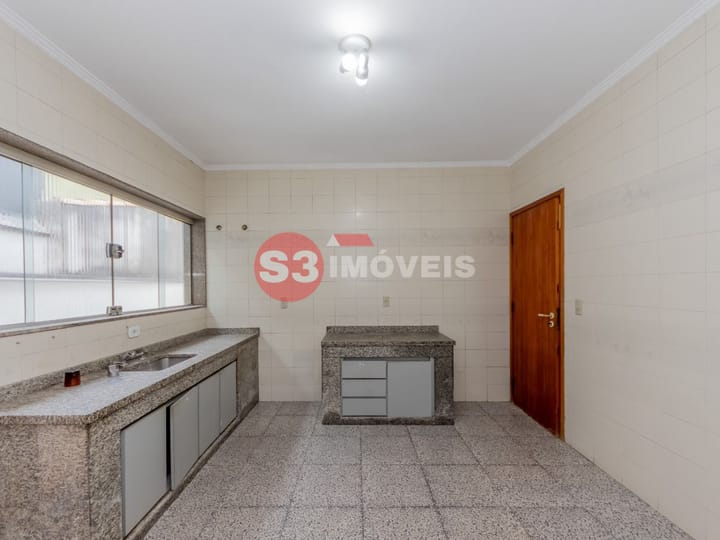 Casa à venda com 3 quartos, 250m² - Foto 24