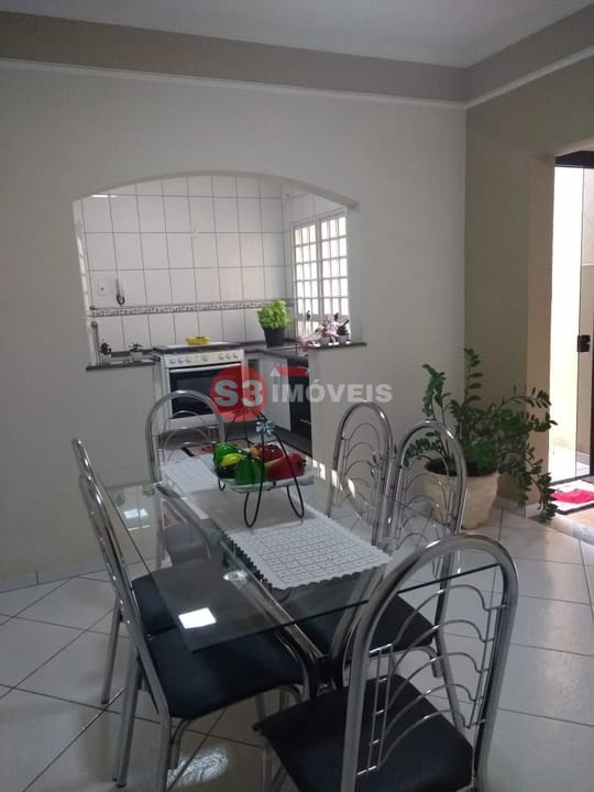 Casa à venda com 3 quartos, 170m² - Foto 7