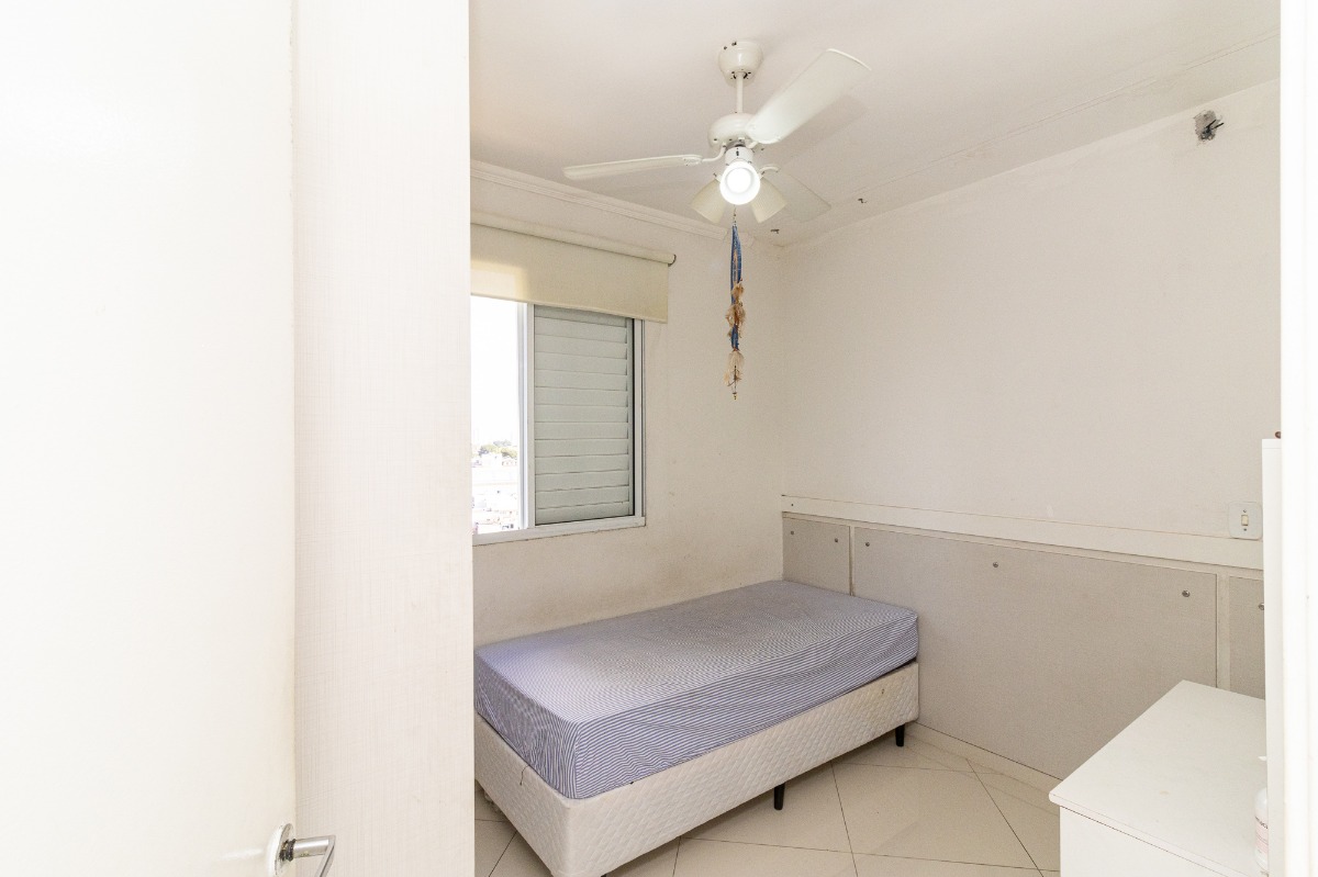 Apartamento à venda com 2 quartos, 48m² - Foto 17