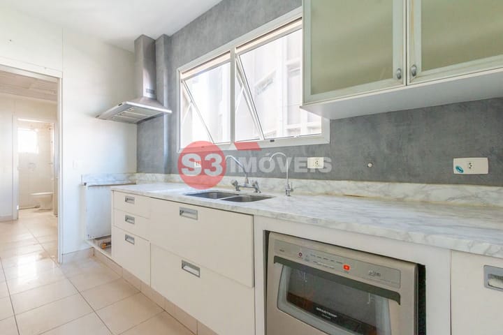 Apartamento à venda com 4 quartos, 211m² - Foto 33