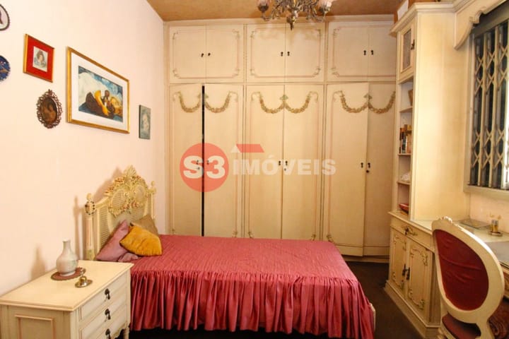 Casa à venda com 4 quartos, 350m² - Foto 24