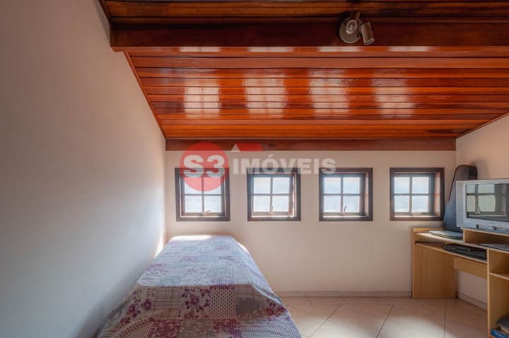 Casa à venda com 4 quartos, 280m² - Foto 44