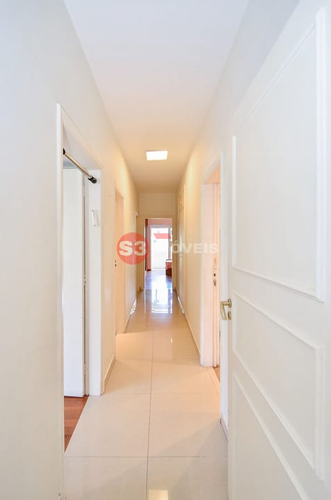 Apartamento à venda com 3 quartos, 191m² - Foto 18