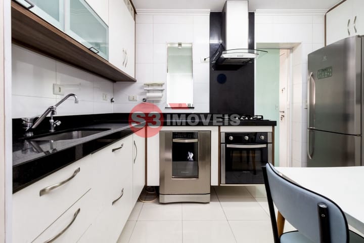 Apartamento à venda com 3 quartos, 110m² - Foto 12