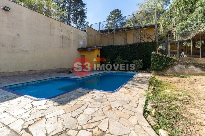 Casa à venda com 3 quartos, 760m² - Foto 43