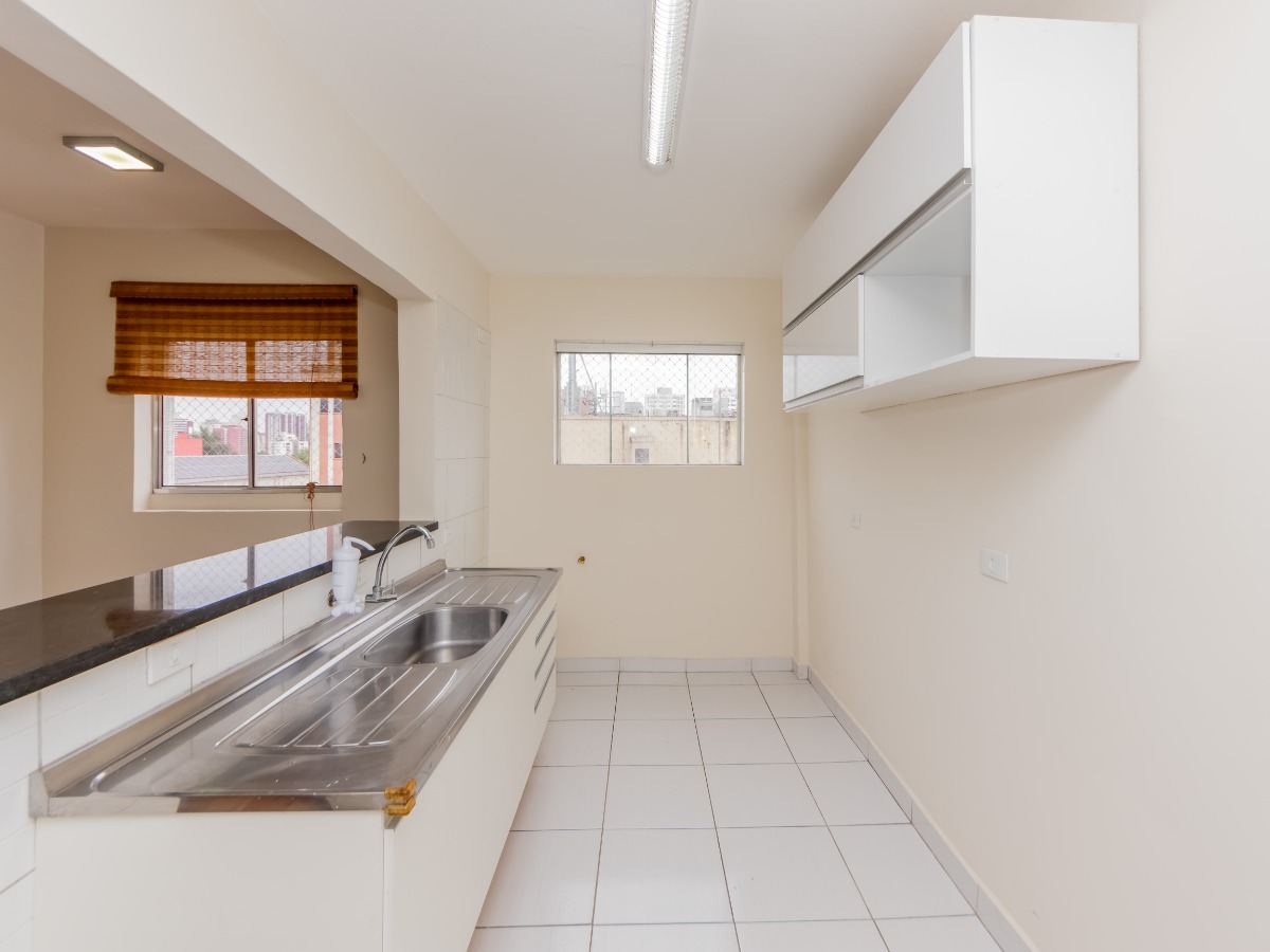 Apartamento à venda com 2 quartos, 62m² - Foto 3