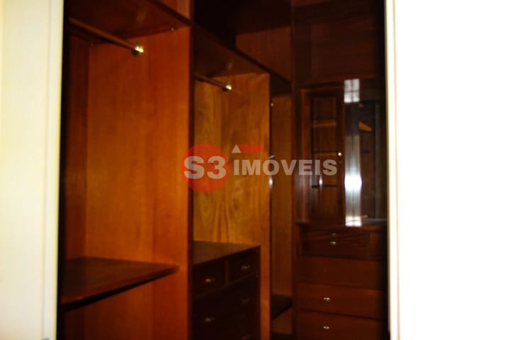 Apartamento à venda com 3 quartos, 243m² - Foto 45