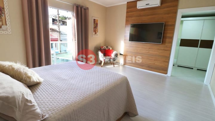 Casa à venda com 3 quartos, 190m² - Foto 22