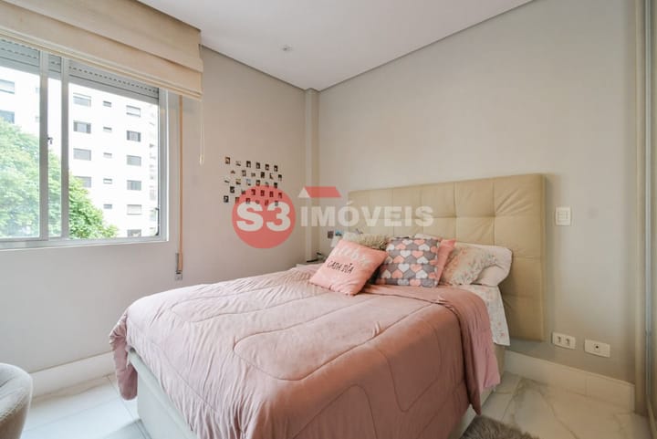 Apartamento à venda com 2 quartos, 75m² - Foto 11