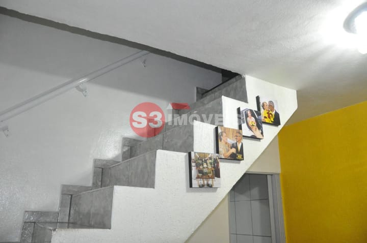 Casa à venda com 5 quartos, 175m² - Foto 35