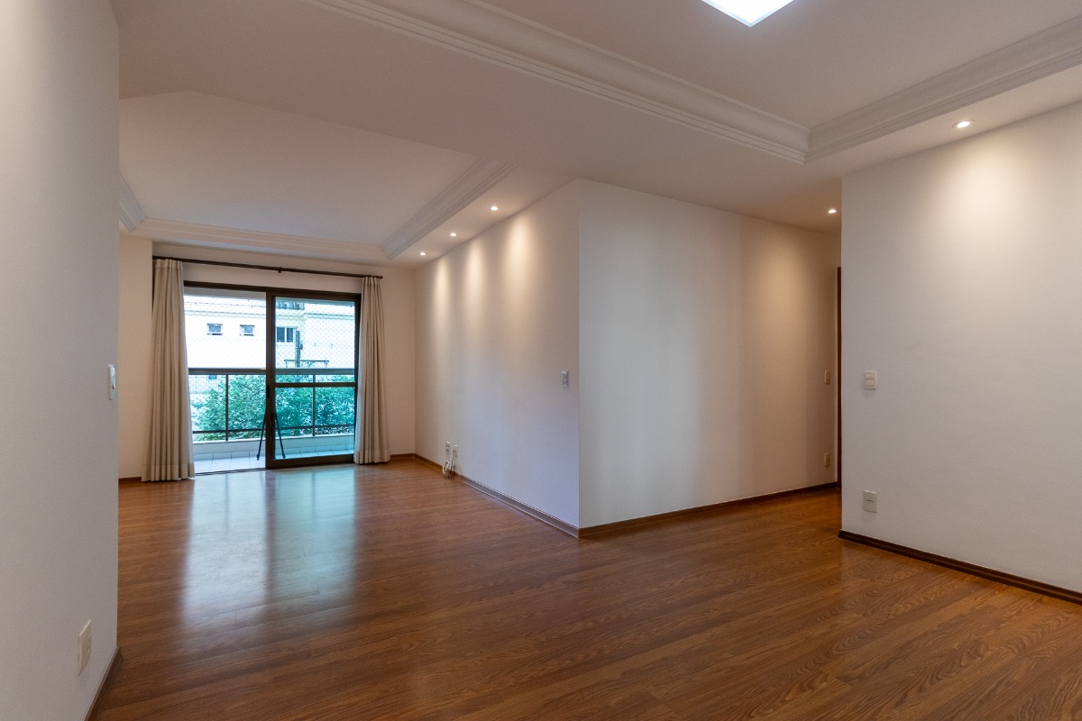 Apartamento à venda com 3 quartos, 110m² - Foto 4