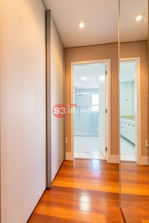 Apartamento à venda com 4 quartos, 238m² - Foto 35