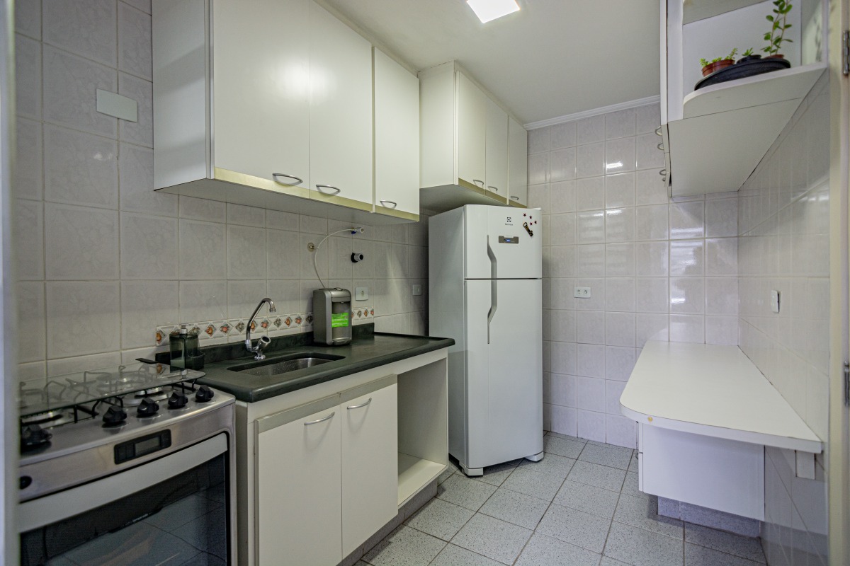 Apartamento à venda com 2 quartos, 62m² - Foto 7