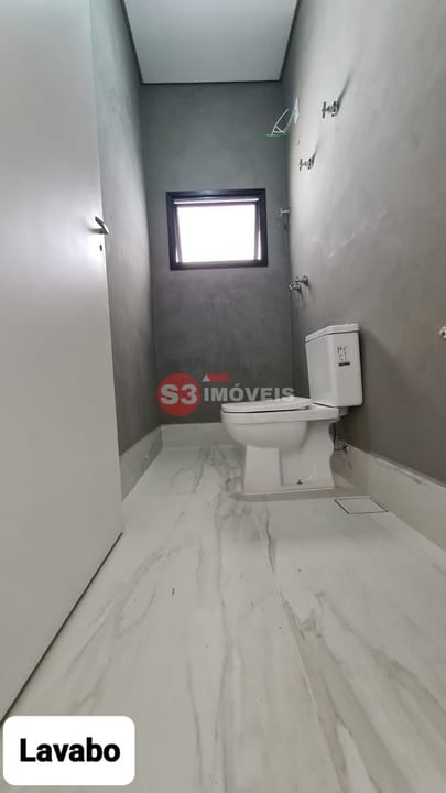 Casa à venda com 3 quartos, 236m² - Foto 12