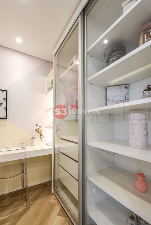 Apartamento à venda com 2 quartos, 40m² - Foto 32