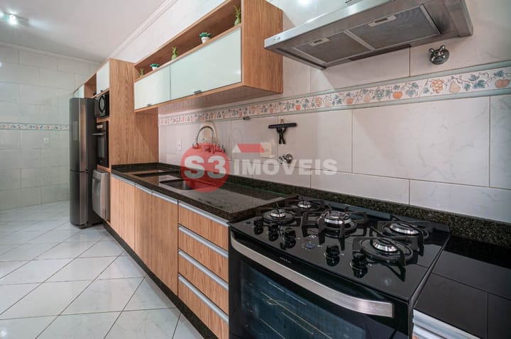 Casa à venda com 3 quartos, 171m² - Foto 7