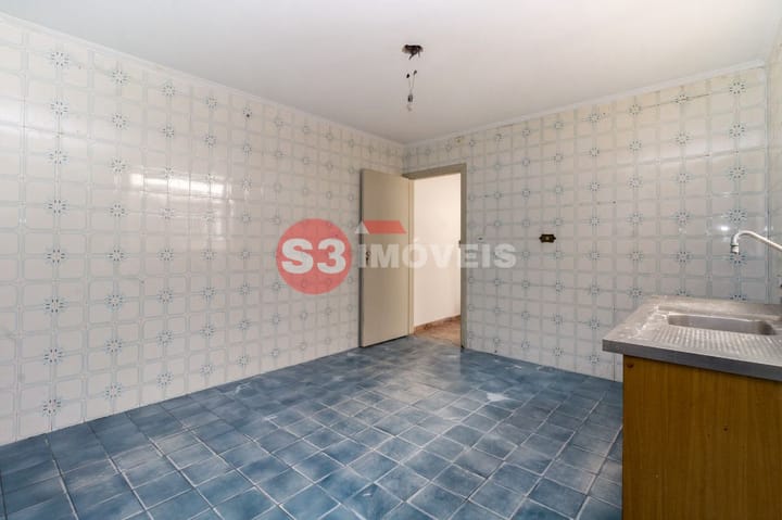 Casa à venda com 3 quartos, 168m² - Foto 7