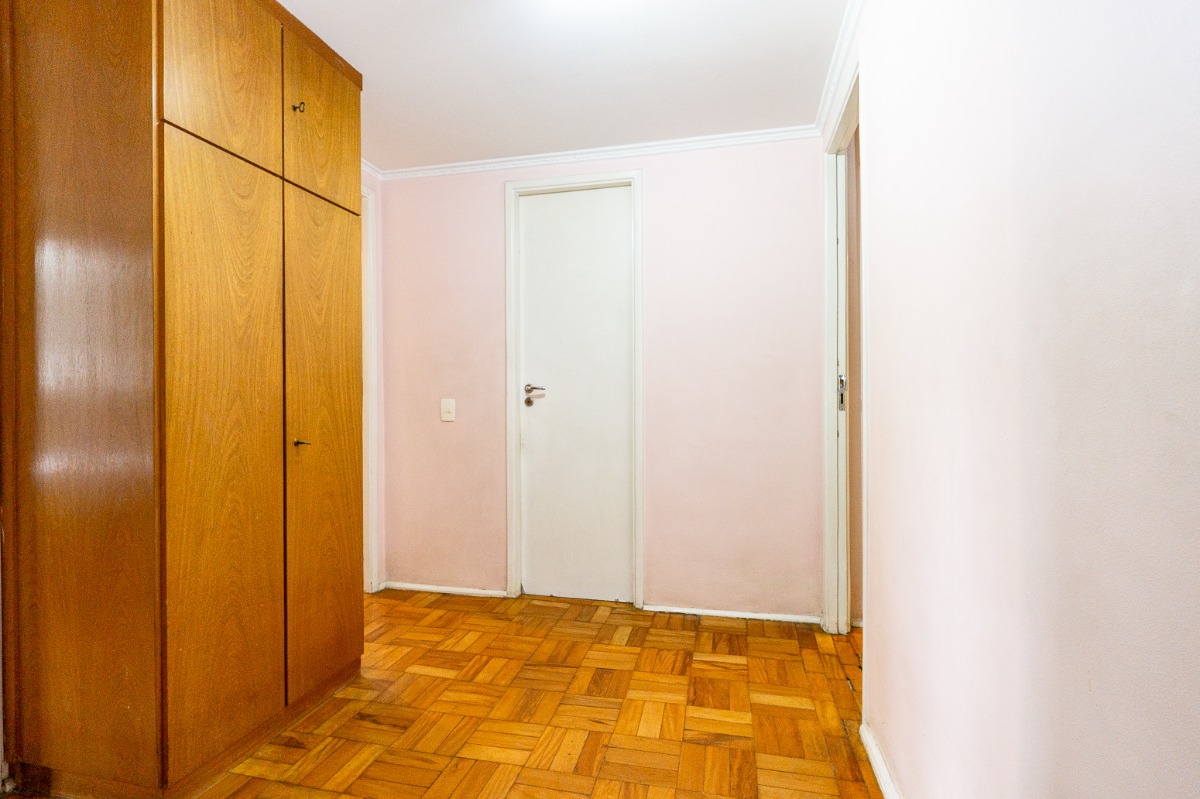 Apartamento à venda com 4 quartos, 137m² - Foto 22