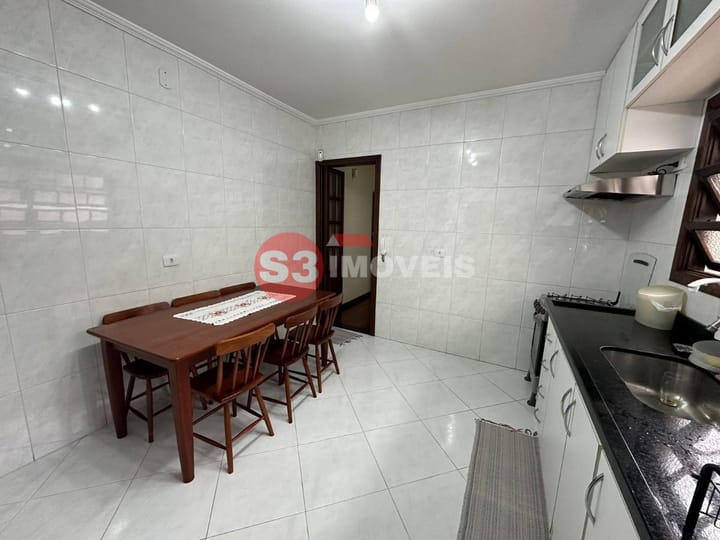 Casa à venda com 3 quartos, 157m² - Foto 12