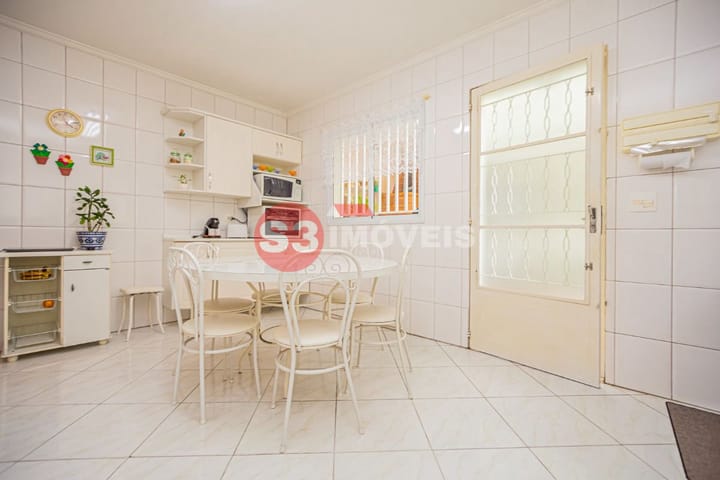 Casa à venda com 3 quartos, 240m² - Foto 12