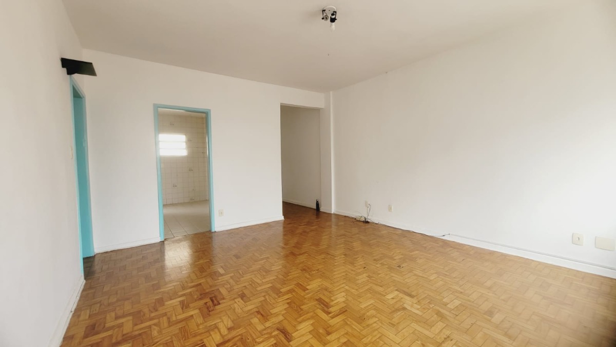 Apartamento à venda com 3 quartos, 110m² - Foto 4