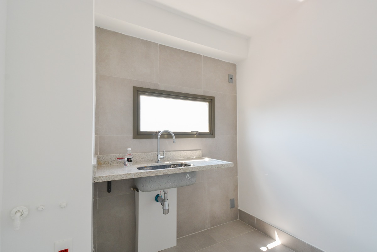 Apartamento à venda com 2 quartos, 42m² - Foto 7