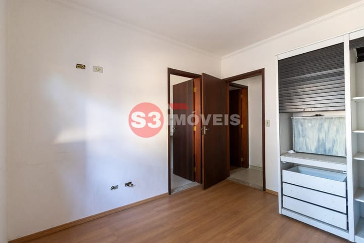 Casa à venda com 6 quartos, 450m² - Foto 24