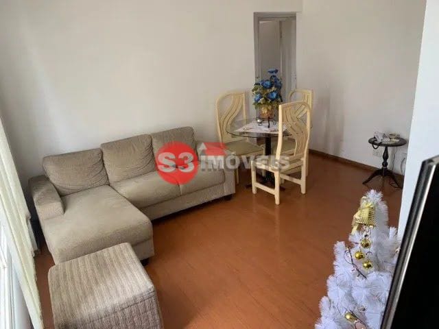 Apartamento à venda com 2 quartos, 65m² - Foto 2