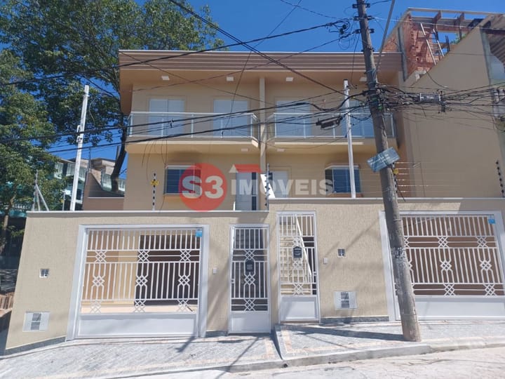 Casa à venda com 3 quartos, 118m² - Foto 1