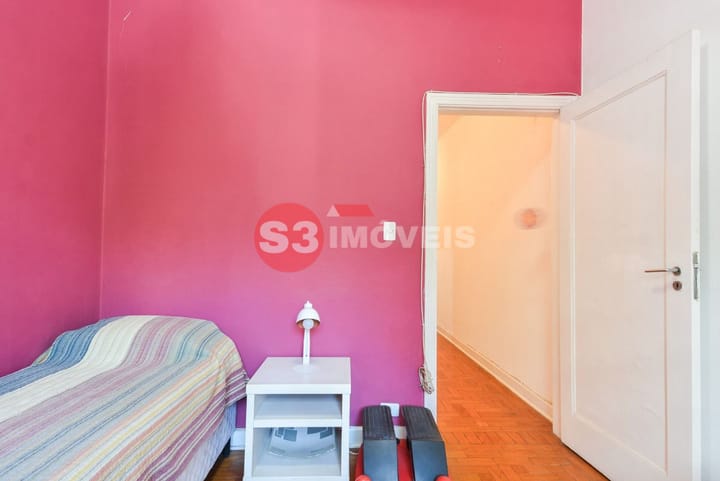 Casa à venda com 2 quartos, 100m² - Foto 18