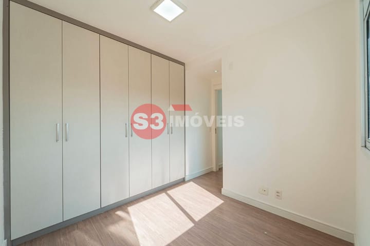 Apartamento à venda com 2 quartos, 65m² - Foto 15