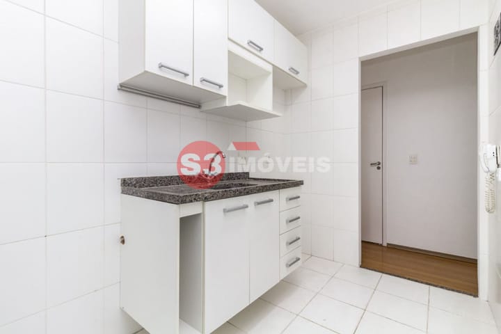 Apartamento à venda com 2 quartos, 56m² - Foto 17