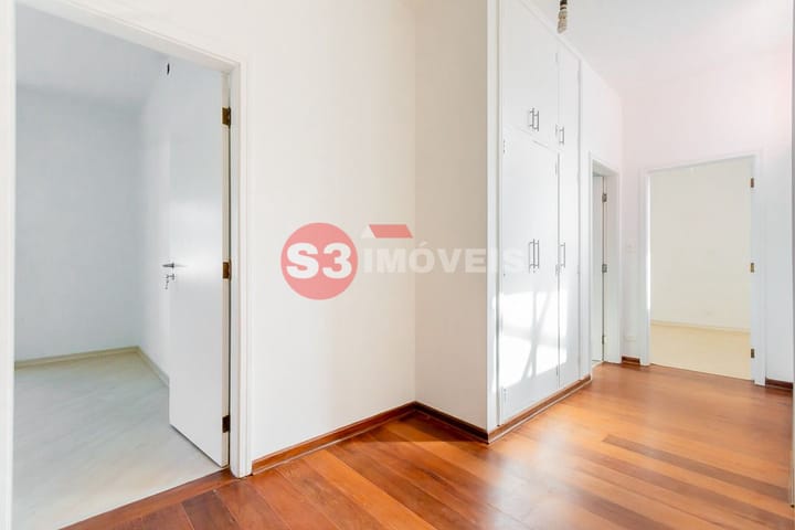 Casa à venda com 6 quartos, 449m² - Foto 29