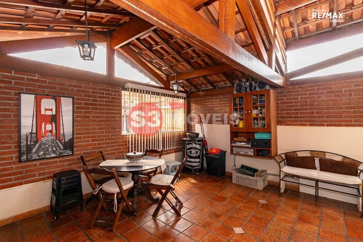 Casa à venda com 4 quartos, 133m² - Foto 28