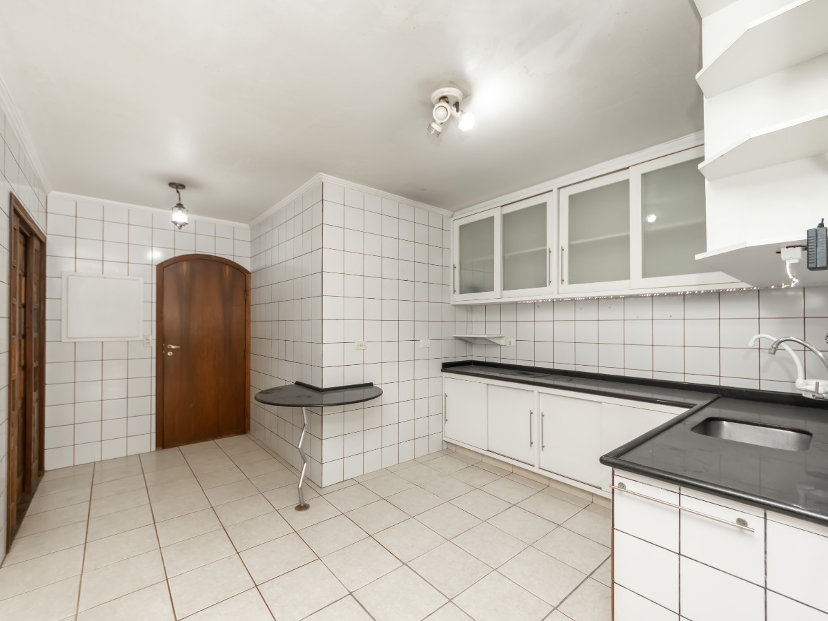 Apartamento à venda com 3 quartos, 104m² - Foto 19