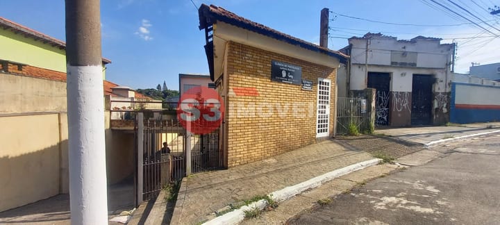 Casa à venda com 3 quartos, 270m² - Foto 2