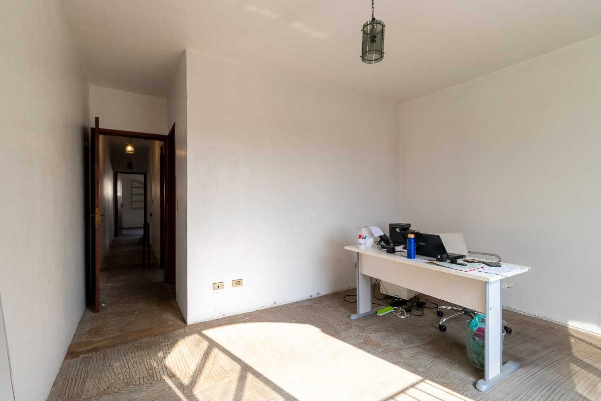 Casa à venda com 3 quartos, 192m² - Foto 14