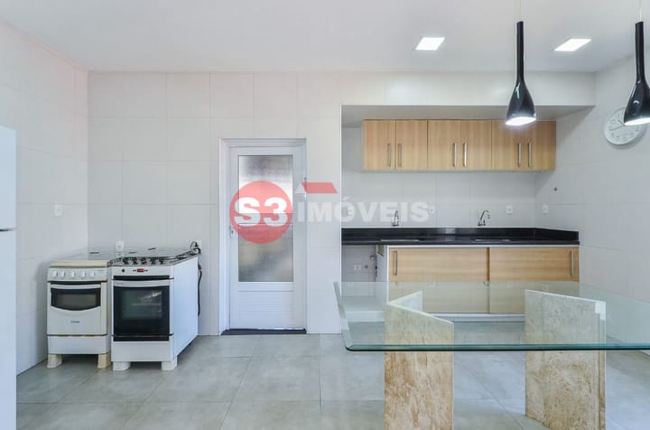 Apartamento à venda com 3 quartos, 191m² - Foto 11