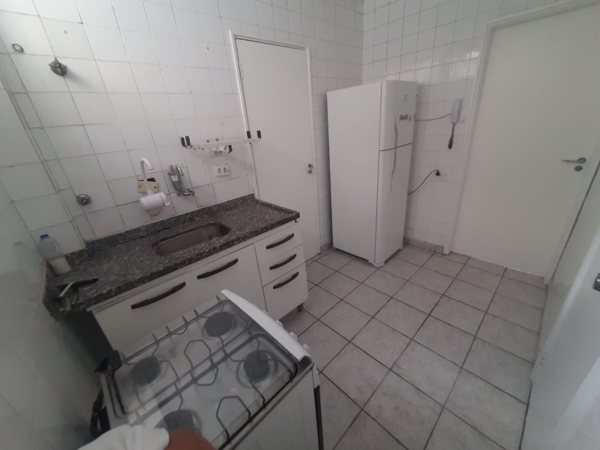 Apartamento à venda com 2 quartos, 80m² - Foto 57