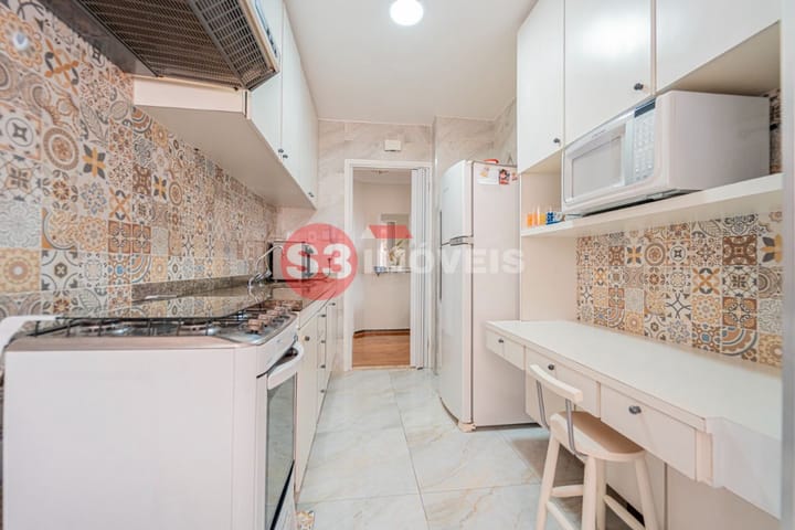 Apartamento à venda com 2 quartos, 70m² - Foto 18