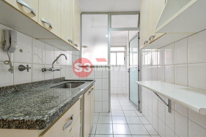 Apartamento à venda com 2 quartos, 65m² - Foto 26