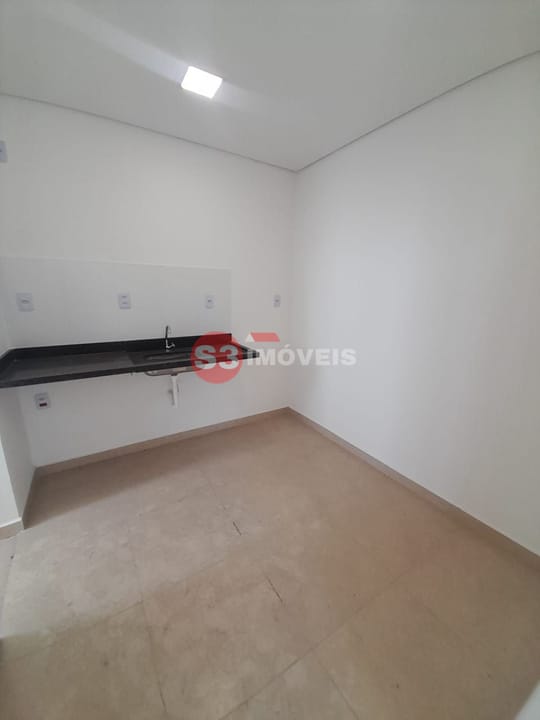 Apartamento à venda com 2 quartos, 40m² - Foto 14