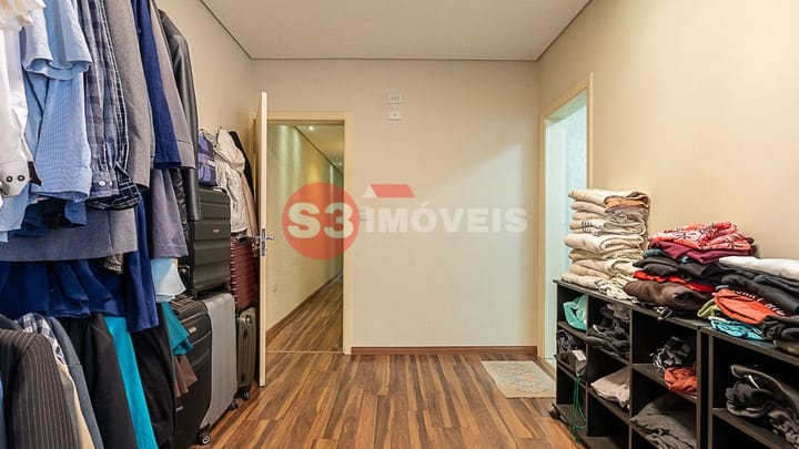 Casa à venda com 4 quartos, 300m² - Foto 55