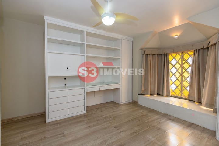 Casa à venda com 4 quartos, 230m² - Foto 34