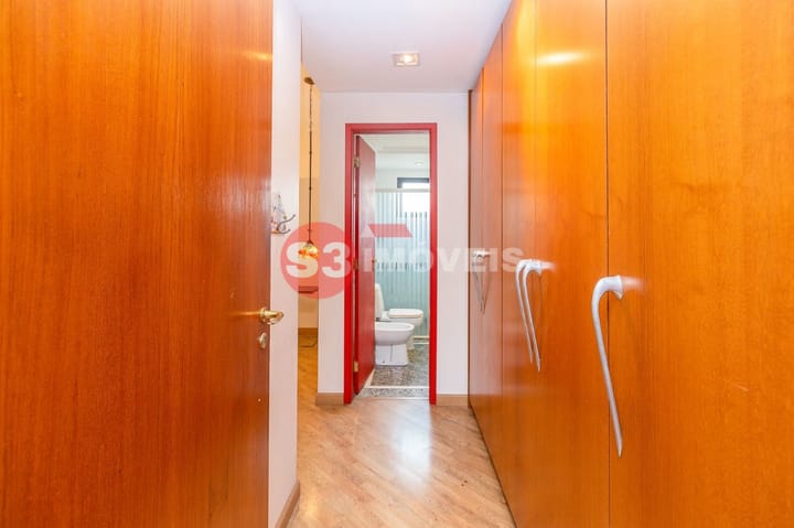 Apartamento à venda com 3 quartos, 219m² - Foto 27