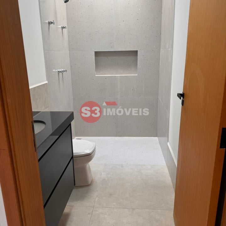 Casa à venda e aluguel com 2 quartos, 140m² - Foto 17