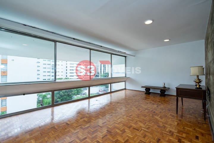 Apartamento à venda com 3 quartos, 200m² - Foto 5